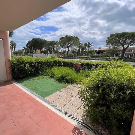 Trilo Filippo Con Giardino Vicino Al Mare