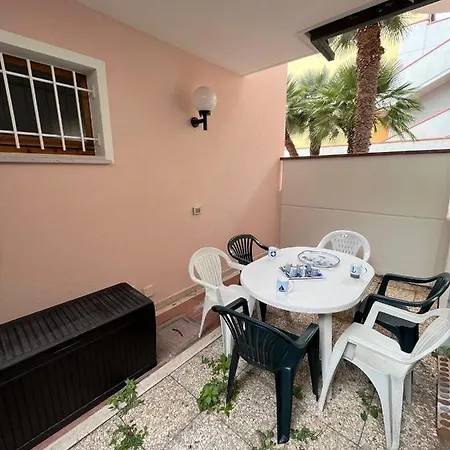 Apartment Trilo Filippo Con Giardino Vicino Al Mare
